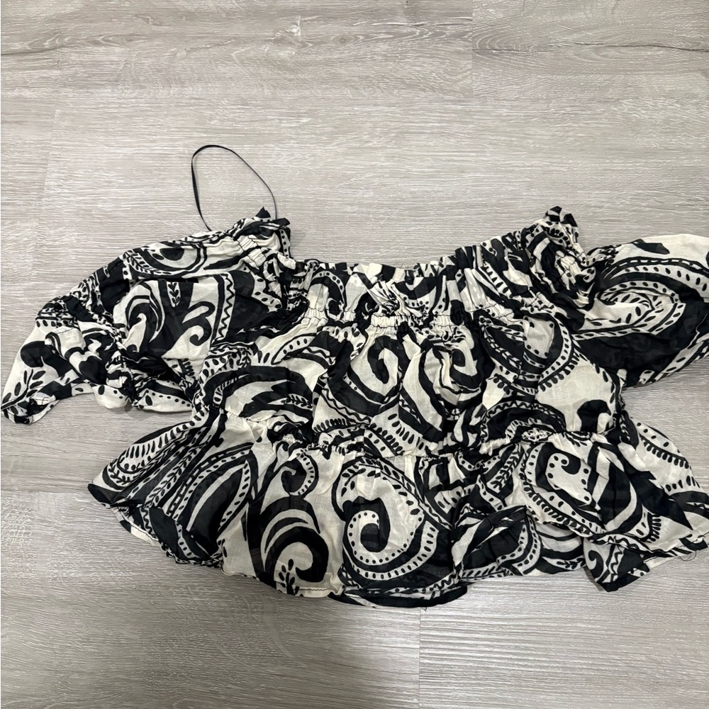 Chic Black and White Women's Blouse